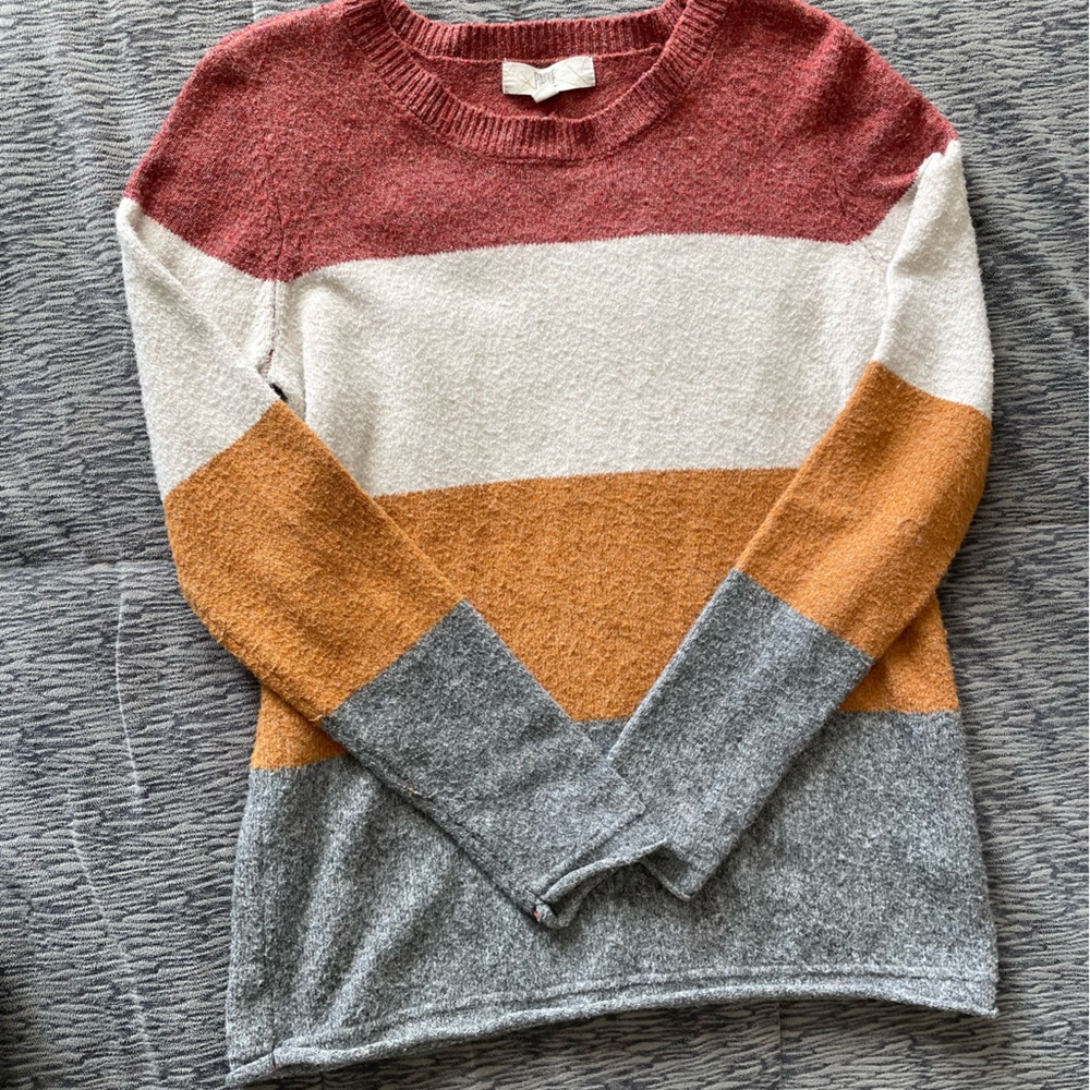 PINQUE Brand Multi Color Sweater - Size Small